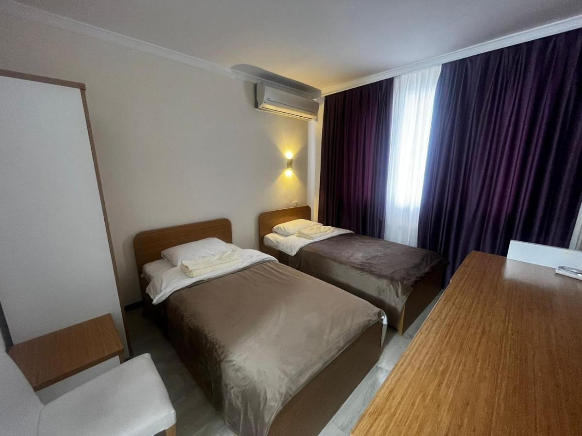 Yassy Hotel, Turkistan Dış mekan fotoğraf